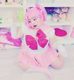 「渡辺直美、『セーラームーン』ちびうさコス披露　大きすぎる姿に「破壊力抜群！」」の画像1