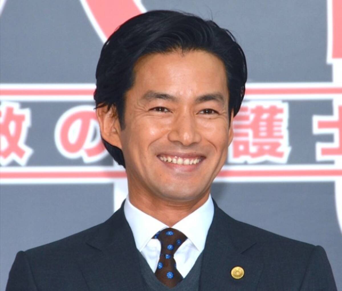 竹野内豊 賀来賢人から 乙女 な告白 日本で一番かっこいい 絶賛に照れ笑い 16年4月12日 エキサイトニュース