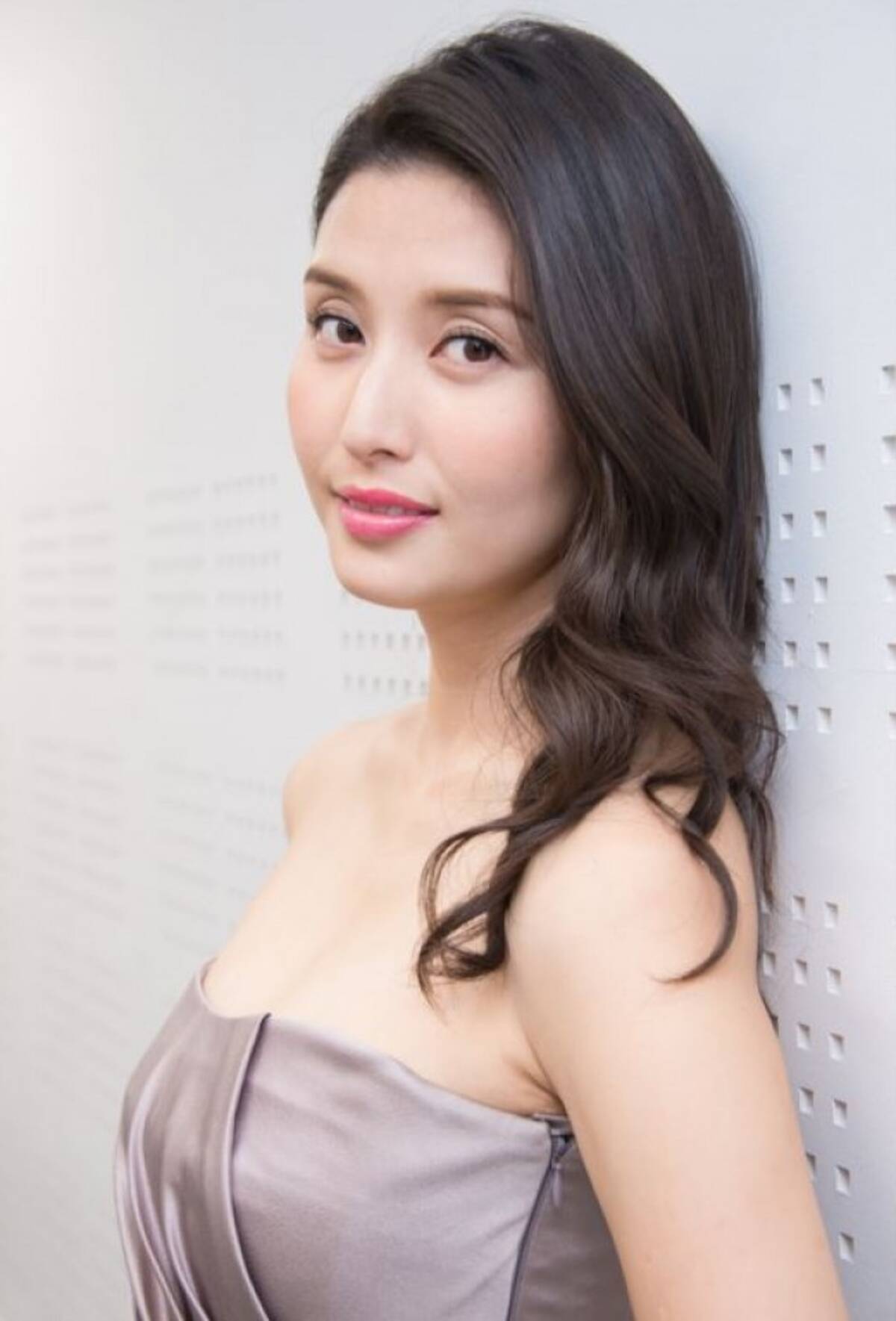 橋本マナミ 下積み時代支えたのは 根拠ない自信 イメージ覆す努力家な一面 16年5月6日 エキサイトニュース