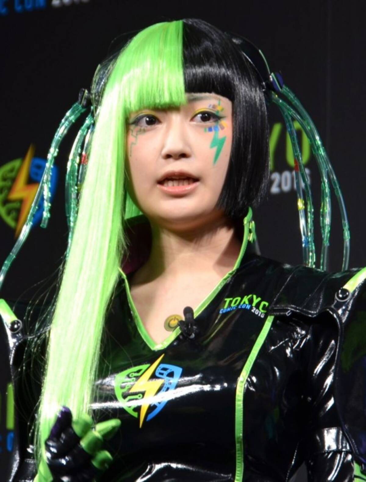 コスプレイヤー御伽ねこむ 漫画家 藤島康介と31歳年の差婚 ママレイヤー 宣言 16年6月29日 エキサイトニュース コスプレイヤー御伽ねこむ 漫画家 藤島康介と31歳年の差婚 ママレイヤー 宣言 16年6月29日 エキサイトニュース