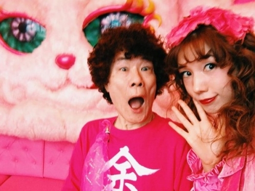 仲里依紗 クールな 全身fendi 姿に 外国のモデルさんみたい の声 18年9月25日 エキサイトニュース