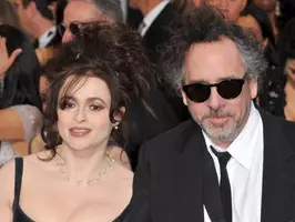 ジョニー デップ 身も心もボロボロでティム バートン監督らが救いの手か 19年5月31日 エキサイトニュース