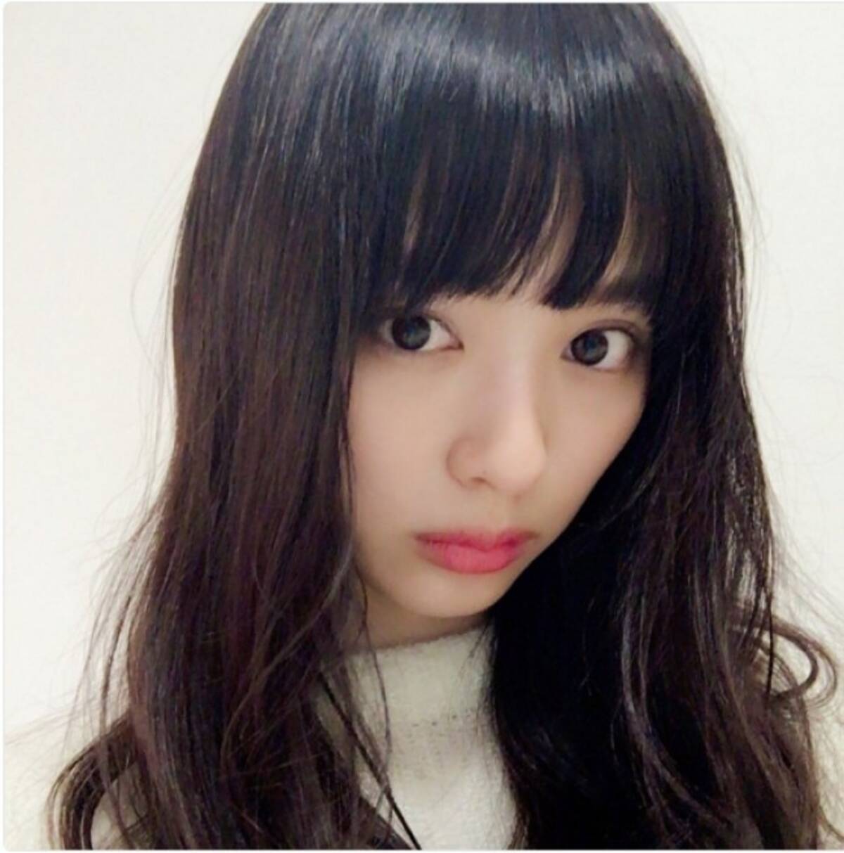 内田理央が黒髪にイメチェン かわいすぎる と大反響 16年12月11日 エキサイトニュース
