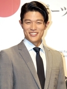 鈴木亮平 久しぶりの 花子とアン 親子ツーショット 少し大人になった歩 17年1月18日 エキサイトニュース