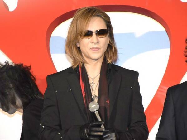 男泣きのyoshiki Hideの死後 精神科の治療を受けていた と告白 17年2月23日 エキサイトニュース