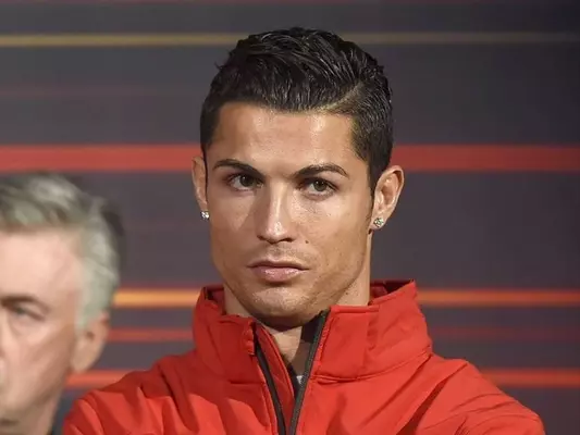 未婚の父となったc ロナウド 出来ちゃった ではなく計画的な代理母出産だった 10年7月6日 エキサイトニュース 未婚の父となったc ロナウド 出来ちゃった ではなく計画的な代理母出産だった 10年7月6日 エキサイトニュース