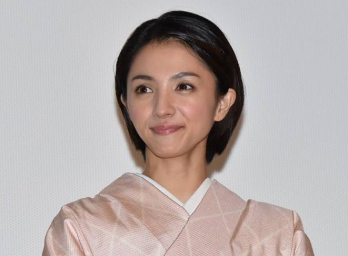 満島ひかり 男性のグッとくる仕草は まぶしそうな顔 17年7月27日 エキサイトニュース 満島ひかり 男性のグッとくる仕草は まぶしそうな顔 17年7月27日 エキサイトニュース