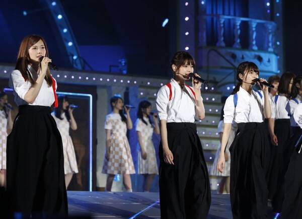 乃木坂46 胴着 袴姿で あさひなぐ 主題歌初披露 なぎなたパフォーマンスも 17年8月14日 エキサイトニュース