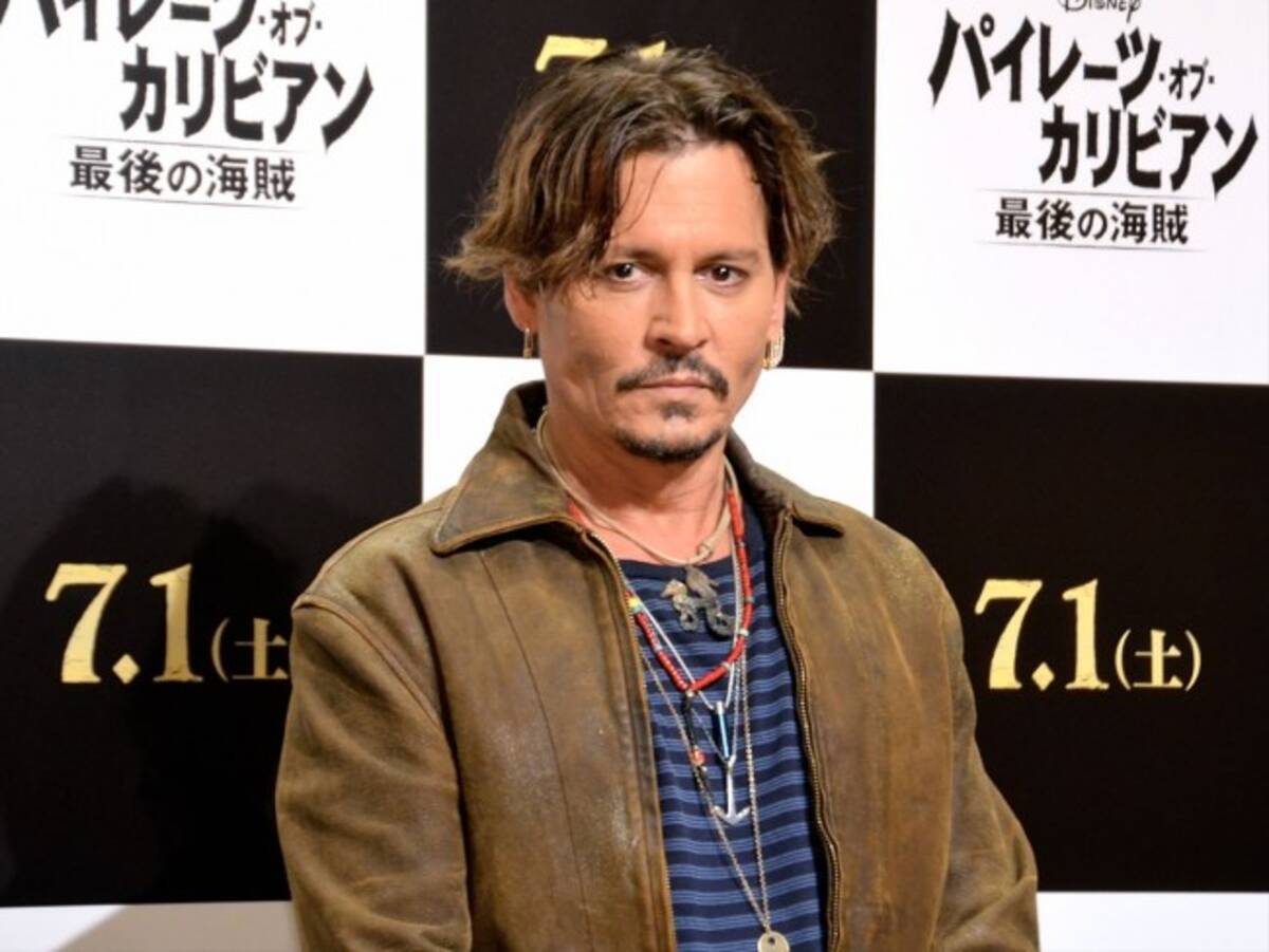 ジョニー デップ ジャック スパロウ姿でカナダの小児病院を訪問 17年8月16日 エキサイトニュース