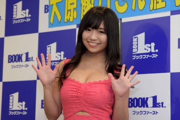 元dream5 大原優乃 初カレンダーは 100点 お気に入りは制服ショット 17年12月18日 エキサイトニュース