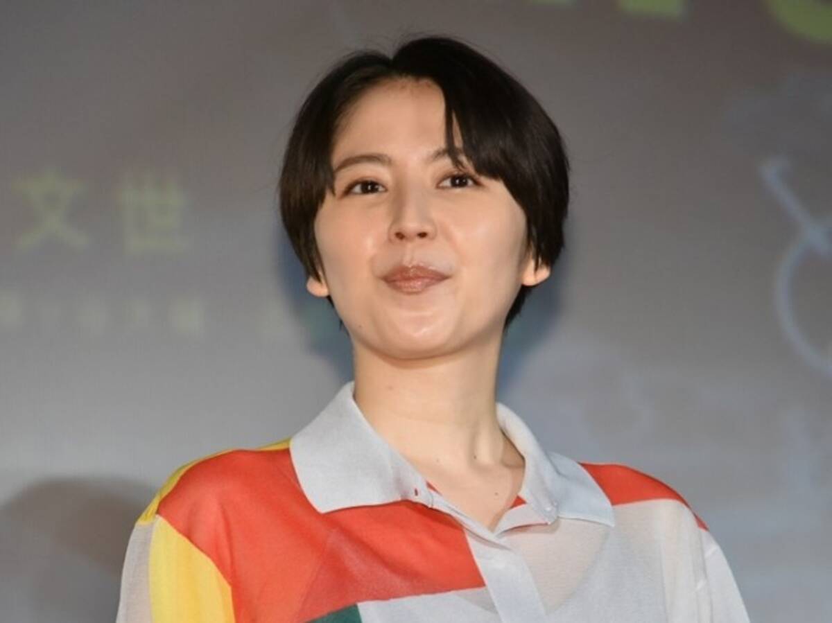 長澤まさみの ブルゾンちえみポーズ から本人登場 コンフィ 3話 18年4月24日 エキサイトニュース