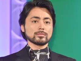 山田孝之 いいじゃないですか 可愛くて みな実照れる 21年1月24日 エキサイトニュース
