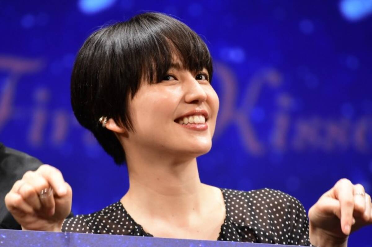 長澤まさみの アフロ の裏側を出演者が告白 コンフィデンスマンjp 18年5月15日 エキサイトニュース