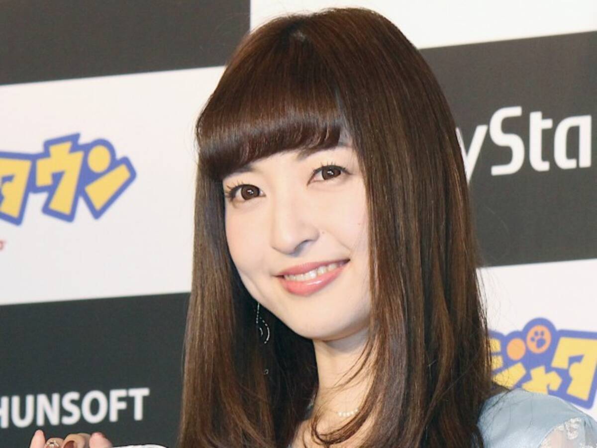 神田沙也加の誕生日 父 神田正輝とのレアな 親子ショット を披露 18年10月3日 エキサイトニュース