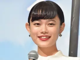 新ヘアスタイル披露の杉咲花 花男 牧野つくしの制服に感無量 鳥肌が立ちました 18年2月28日 エキサイトニュース