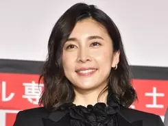 竹内結子が視聴率急落の 大爆死 ドラマ Queen より隠滅したい3作品って 2019年1月22日 エキサイトニュース