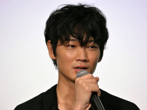 綾野剛 菅田将暉との6年ぶり オフツーショット 披露に反響殺到 19年3月24日 エキサイトニュース