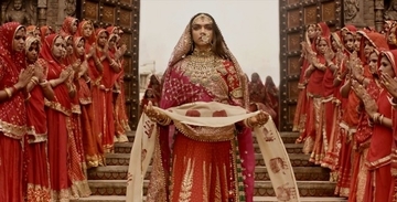インド映画史上空前の製作費で描く映像美『パドマーワト 女神の誕生』公開