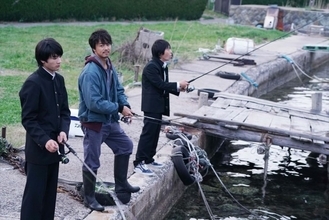 “釣り好き”TAKAHIROが腕前を披露 『僕に、会いたかった』本編映像解禁