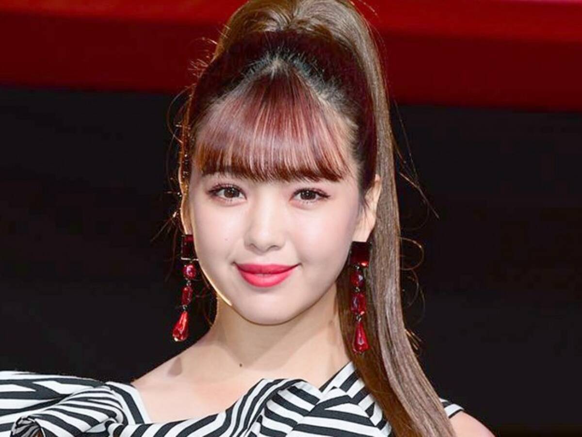 藤田ニコル 髪色変えてイメージチェンジ 大人っぽくて好き と絶賛の声 19年5月3日 エキサイトニュース