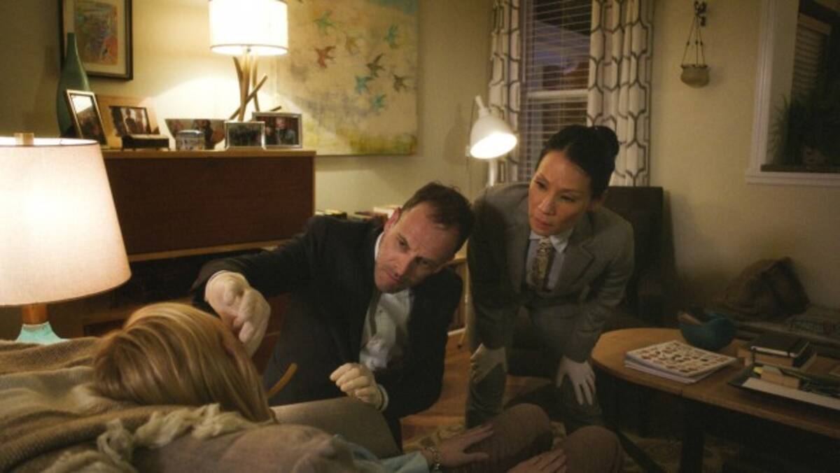 エレメンタリー シーズン6 Dvdリリース 主演のj L ミラーが遂に監督にも挑戦 19年6月19日 エキサイトニュース エレメンタリー シーズン6 Dvdリリース 主演のj L ミラーが遂に監督にも挑戦 19年6月19日 エキサイトニュース