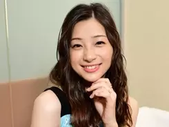 ダレノガレ明美の肩出しショット 鼻になんか入れた との声に直接回答 19年7月19日 エキサイトニュース