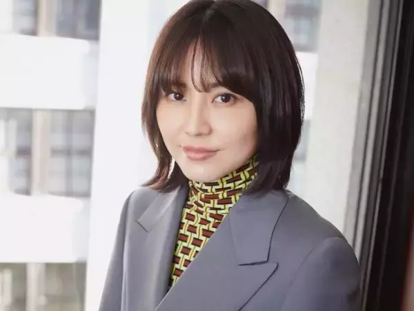 長澤まさみ、“美しすぎる”自撮りショットに反響　広瀬すずも「すき」