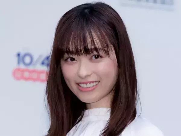 福原遥、うなじ露出のキュートなヘアスタイルでファンを魅了