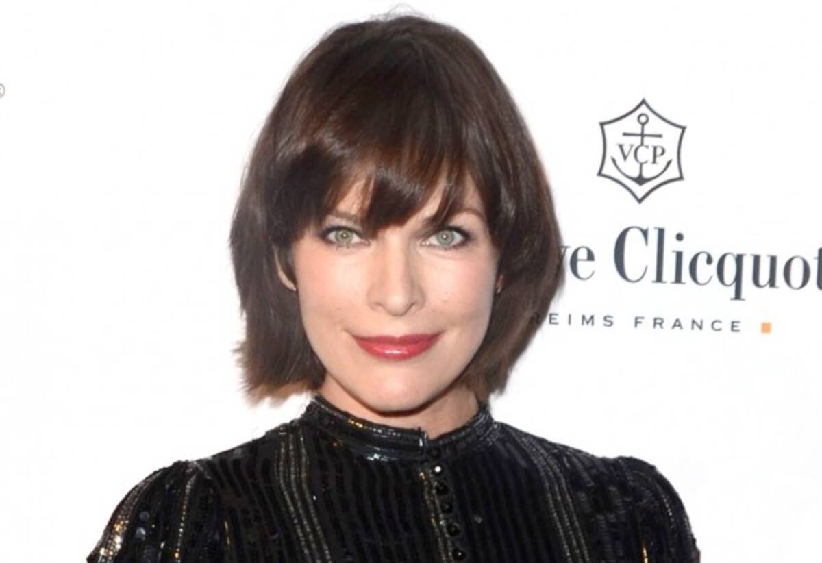 母娘そっくり ミラ ジョヴォヴィッチ愛娘の姿にファンも驚き 19年11月30日 エキサイトニュース