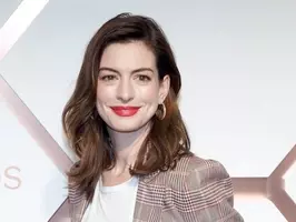 アン ハサウェイ 出産後は 親としての暮らし を満喫中 16年4月11日 エキサイトニュース