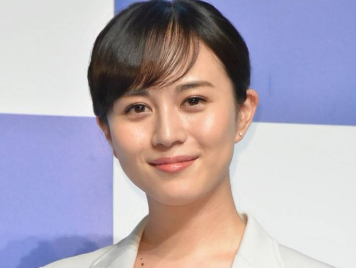 比嘉愛未 アップ写真公開に 美しすぎる 透明感ありすぎ と反響 19年12月29日 エキサイトニュース