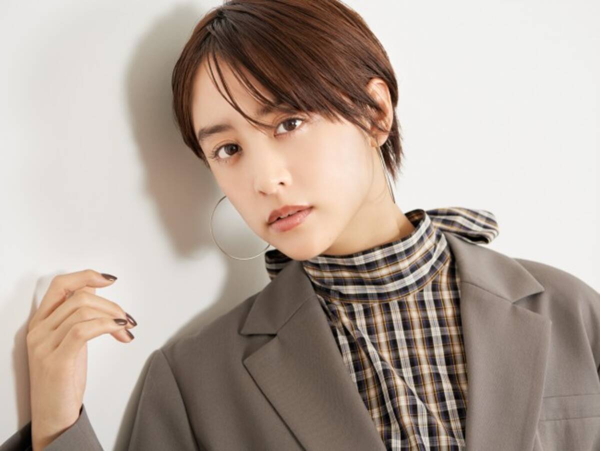 山本美月 スーツ姿がかっこいい 惚れ直す イケメン とファンを魅了 年1月16日 エキサイトニュース