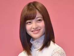 橋本環奈 かわいい制服ショット よく見ると 胸元の 異変 に注目集まる 年1月14日 エキサイトニュース