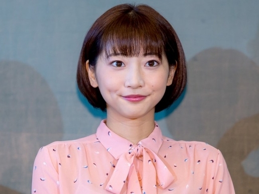 何年ぶりかのロング 武田玲奈 茶髪ロングにイメチェン 新鮮 大人っぽい 21年6月1日 エキサイトニュース