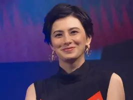 意外 ホラン千秋を 身代わり出世させた イケメン国民的歌手とは 年5月11日 エキサイトニュース