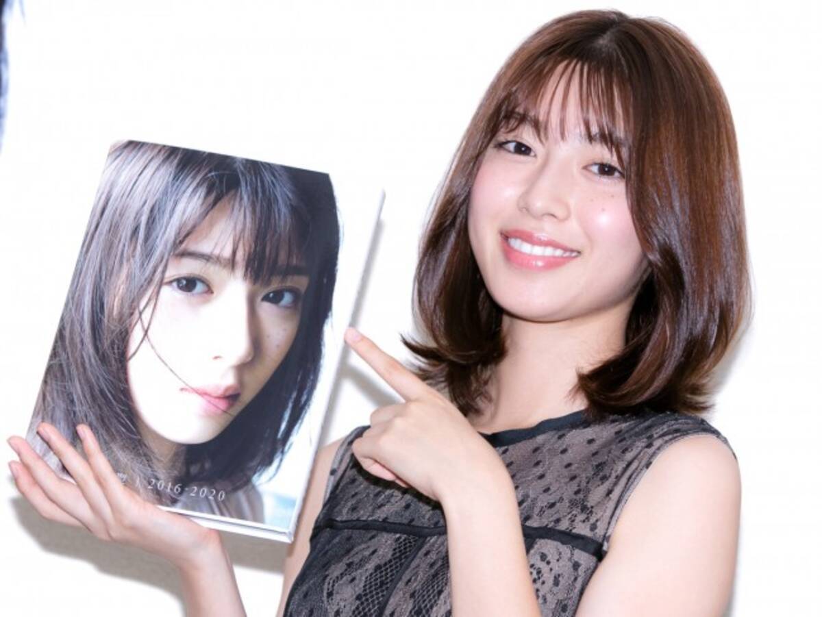 白石聖 4年間を収めたファースト写真集に 顔つきが一目瞭然で変わった 年10月9日 エキサイトニュース