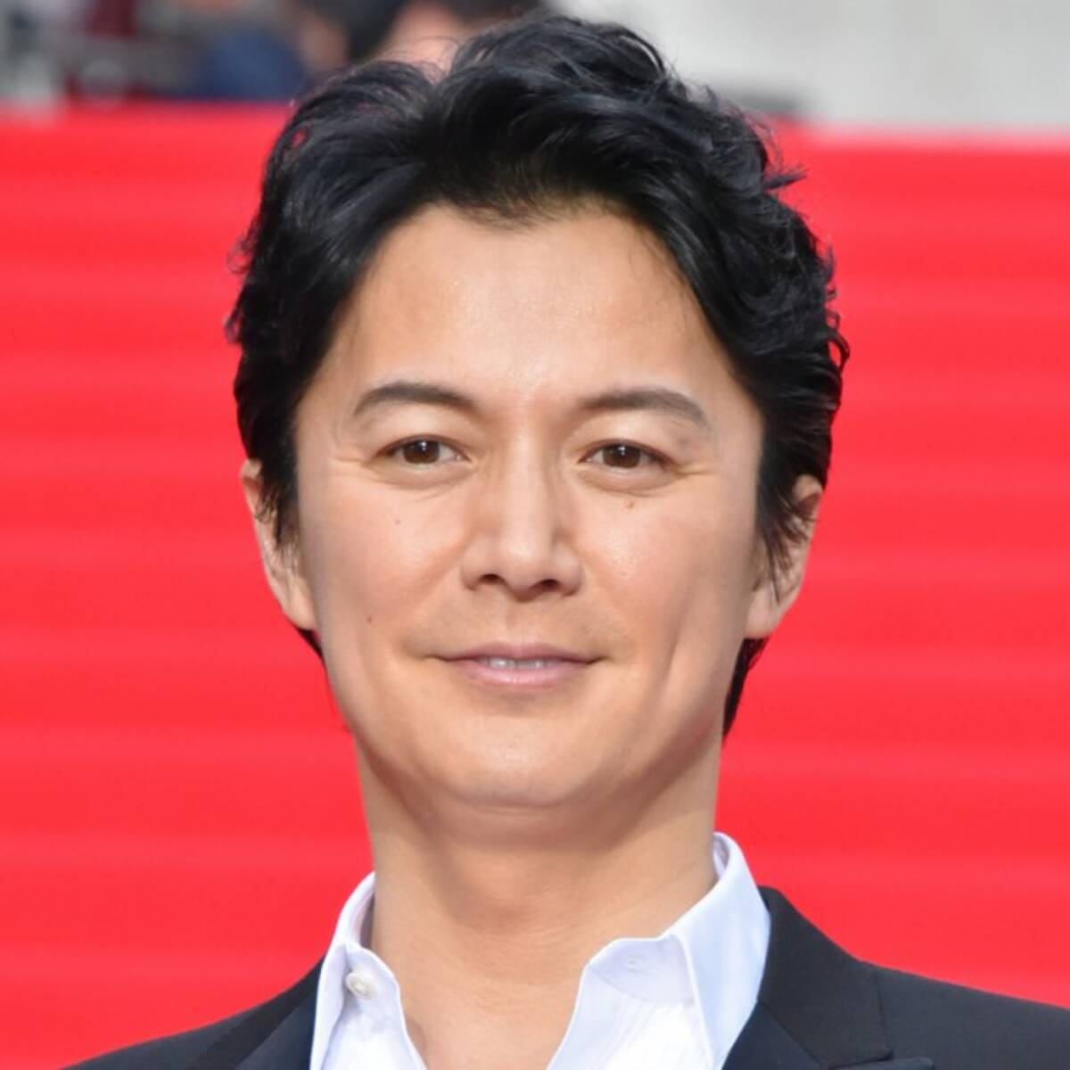 福山雅治 黒マスク 姿に 素敵すぎる の声 年11月11日 エキサイトニュース