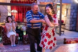 『その女、ジルバ』第2話 “新”池脇千鶴、超高齢熟女バーでダンス特訓