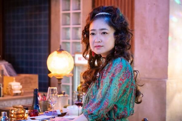 その女 ジルバ 第3話 新 池脇千鶴 リストラ候補に みか スミレがバーに来店 21年1月23日 エキサイトニュース