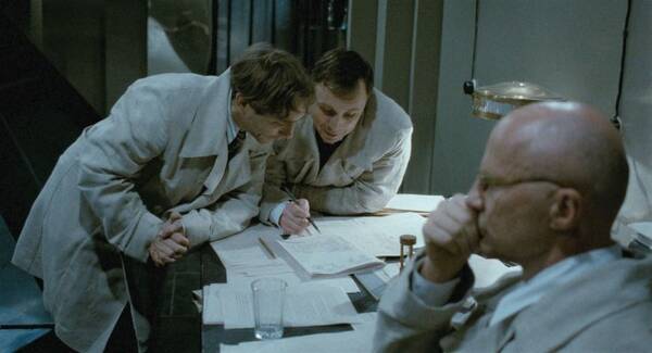 秘密研究所で繰り広げられる仰天の人体実験 Dau ナターシャ 本編映像解禁 21年2月18日 エキサイトニュース 秘密研究所で繰り広げられる仰天の人体実験 Dau ナターシャ 本編映像解禁 21年2月18日 エキサイトニュース