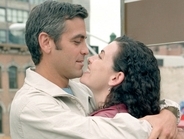 『ER』ジュリアナ・マルグリーズ、ジョージ・クルーニーと“お互い夢中だった”と告白