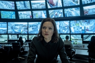 監視カメラに翻弄される現代社会の恐怖『ザ・キャプチャー』日本初配信＆予告解禁