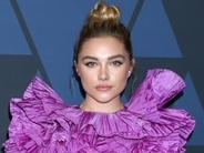 恋人は21歳年上　ブラック・ウィドウの“妹”フローレンス・ピューに大注目