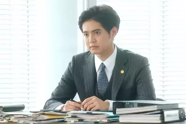 「片寄涼太、『ラジエーションハウスII』で月9初出演　鈴木伸之を追い詰める敏腕弁護士に」の画像