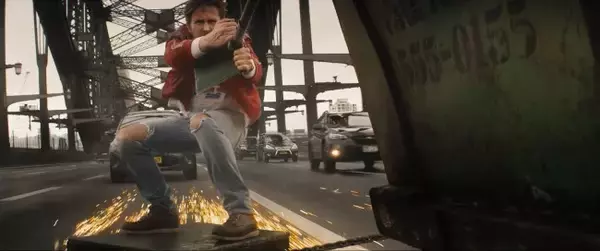 ライアン・ゴズリングがド派手なアクションを見せる！　映画『フォールガイ』、24年夏日本公開