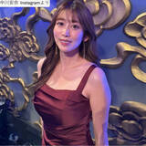 「元NHK女子アナ・中川安奈、ドレス姿が「スタイル抜群」「美しすぎる」「魅力的」」の画像1