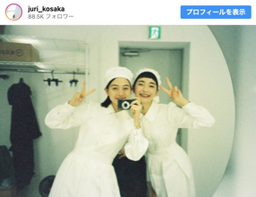 上坂樹里、見上愛との『風、薫る』オフショット公開　「素敵な写真」「可愛い」