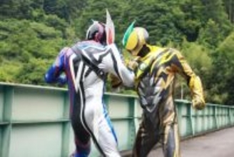 『仮面ライダーゼッツ』第17話「逐う」、ねむ救出を目指すゼッツの前にノクスが立ちはだかる