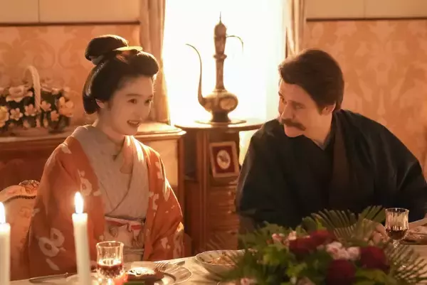 明日の『ばけばけ』“ヘブン”トミー・バストウ、“トキ”高石あかりに英語学習の再開を提案