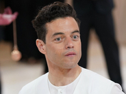 ラミ・マレック、元恋人ルーシー・ボイントンそっくりな女性とニューヨークデート